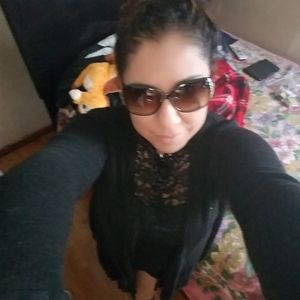 Meet your Posher, Araceli