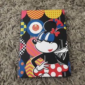 Pop of Minnie Disney palette