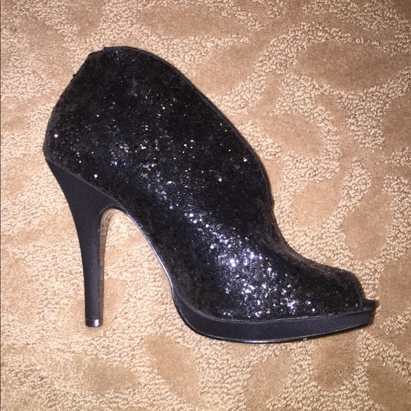 Flashy heels - Picture 1 of 1