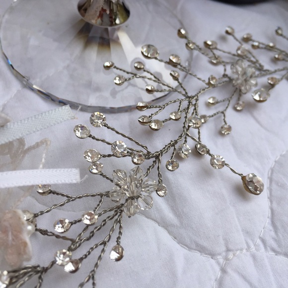Silver w/ Clear Rhinestones Head Piece main image 4