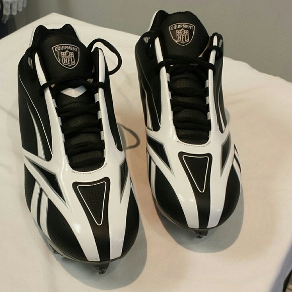 NWOT Reebok NFL Draft Cleats - Picture 2 of 4