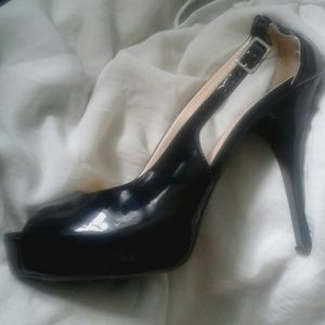GUESS Sexy Peep Toe Adjustable Black Pumps Heels