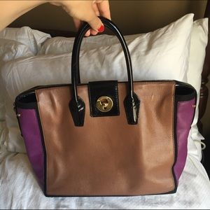 Yves Saint Laurent (YSL) Cabas Muse Two Handbag