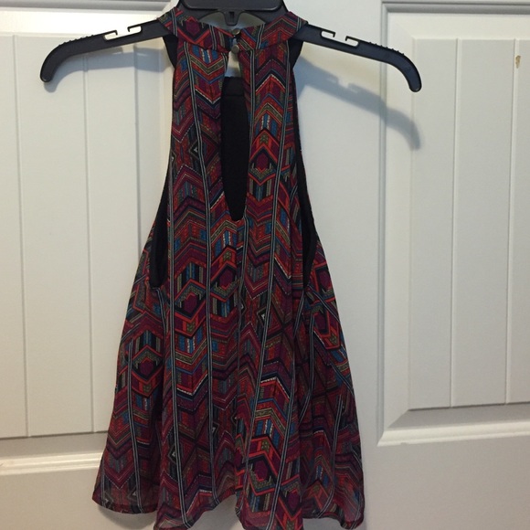 Top - Picture 2 of 2