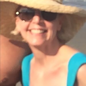 Meet your Posher, Janet