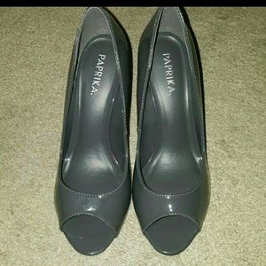 Paprika heels brand new in box size 8