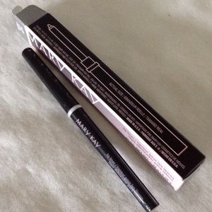 Mary Kay Lipliner color Clear