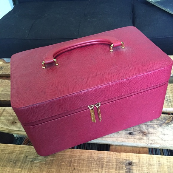 NWOT Estée Lauder cosmetic case
