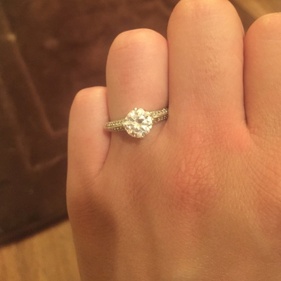 A gorgeous silver ring