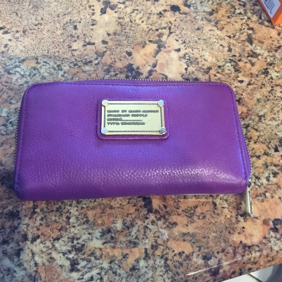 Marc Jacobs wallet