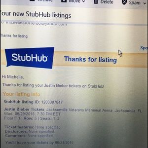 Justin bieber floor seats(2)