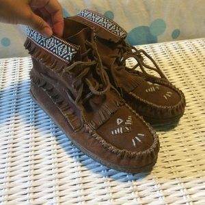 High top moccasins
