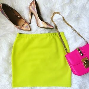 💗Neon Green Mini Skirt💗