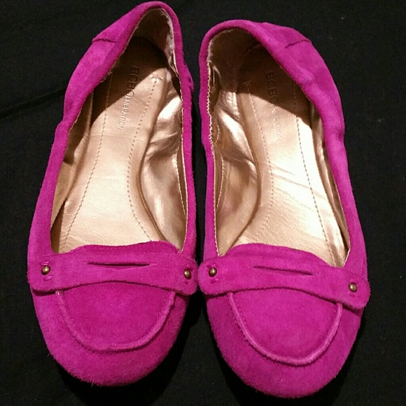 BCBG PINK FLATS - Picture 2 of 2