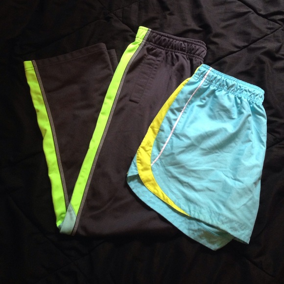 NWOT Workout bundle!!💪🏼 shorts and pants