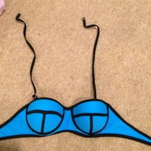 Triangl look a like swimsuit top