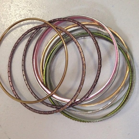 Various Bangles - Picture 2 of 2