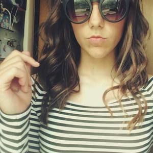 Meet your Posher, Delaney