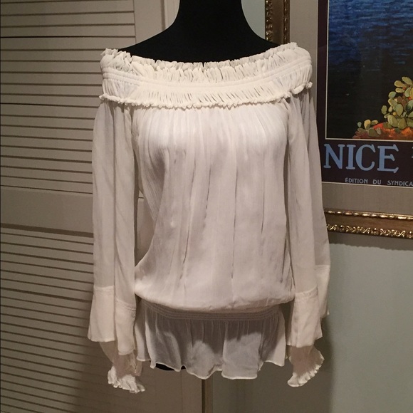 Guess Marciano - Off  the Shoulder Top