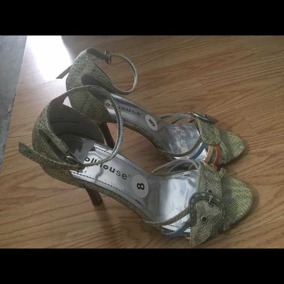 dollhouse shoes