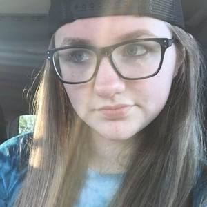 Meet your Posher, Cleo