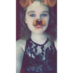 Meet your Posher, Leya