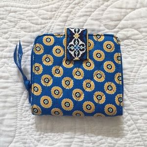 VERA BRADLEY WALLET