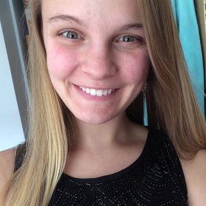 Meet your Posher, Breana