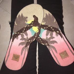 Roxy beach sandals NWOT