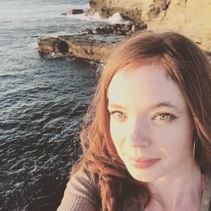 Meet your Posher, Alicia