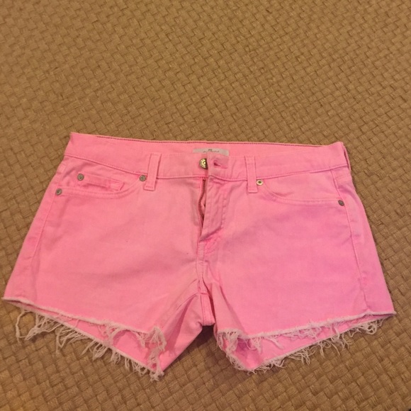 LIKE NEW! 7 for all mankind