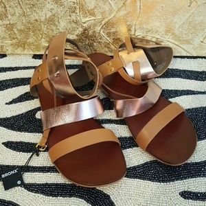 Bronx sandals