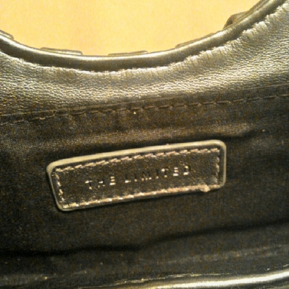 Clutch - Picture 2 of 3