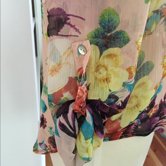 Living Doll Floral Blouse - Picture 3 of 4