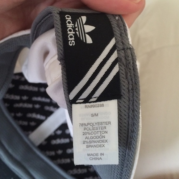 Adidas hat - Picture 3 of 3