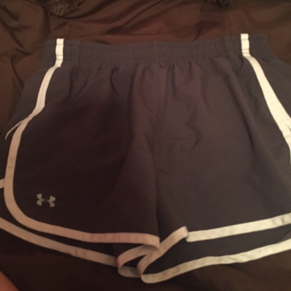 Gray under Armour shorts