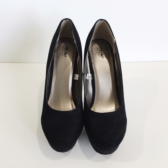 Target Paisley Pumps