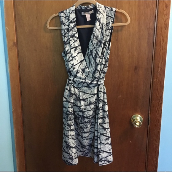 ⚡️Forever 21 Contemporary Navy Dress - Small