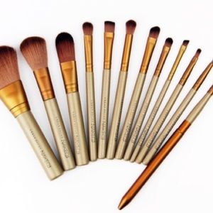 N3 Makeup Brushes & Case