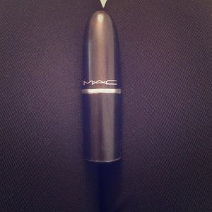 Mac lipstick. Cremesheen Speed Dial