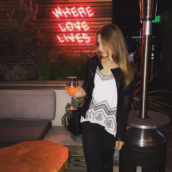 Meet your Posher, Andie - Picture 1 of 1