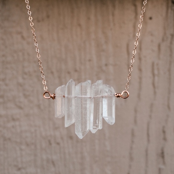 Rose gold crystal necklace - Picture 3 of 4