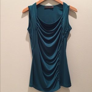 Sleeveless turquoise top
