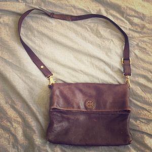 Authentic Tory burch clutch / cross body