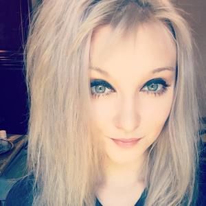 Meet your Posher, Valerie