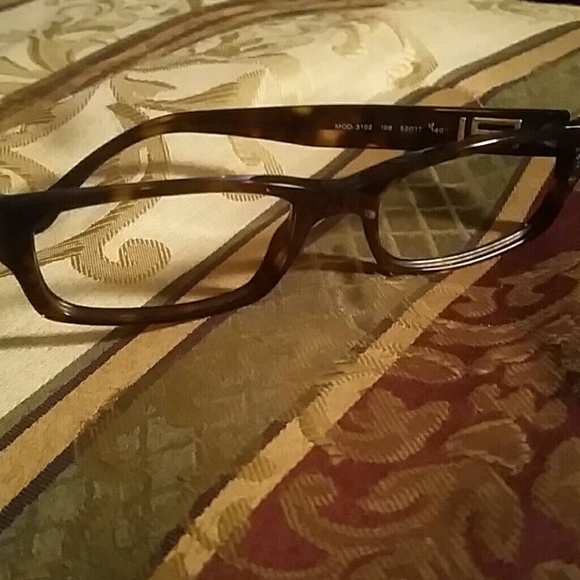 Eyeglasses