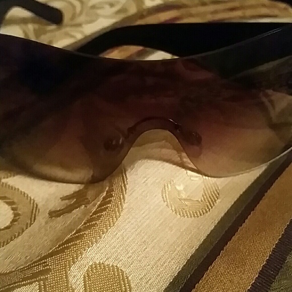Authentic d. G sunglasses