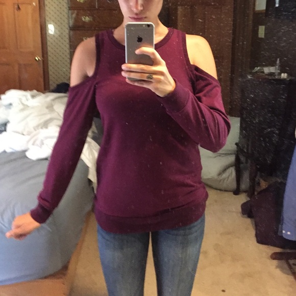 Purple sweater - Picture 2 of 4