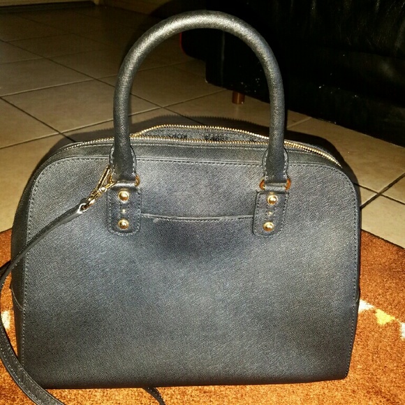 Authentic MK - Picture 2 of 4