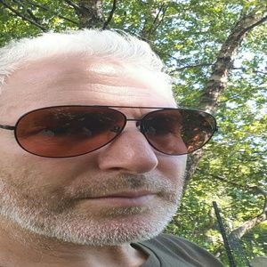 Meet your Posher, Leonid